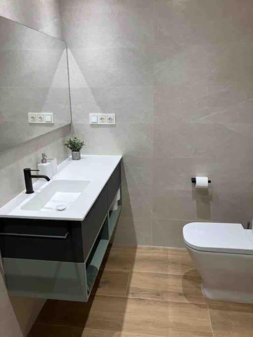 Apartamento Elkano 1 แอร์นานี ภายนอก รูปภาพ